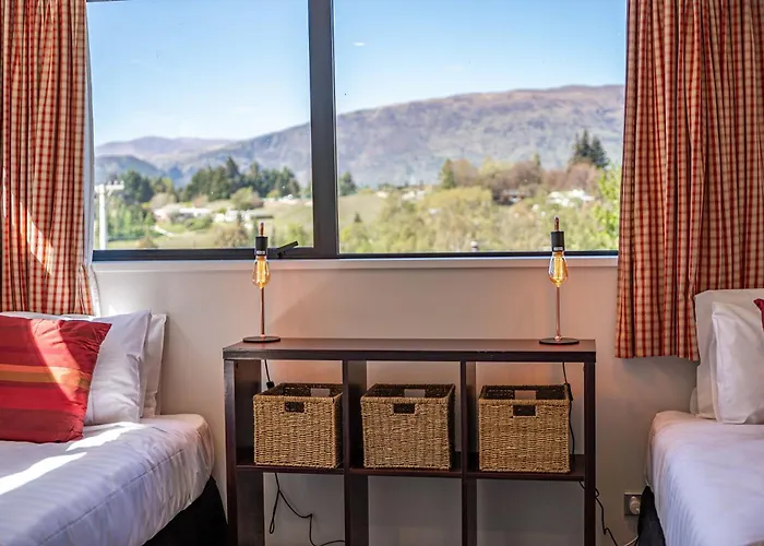 Elevated Mountain Views *